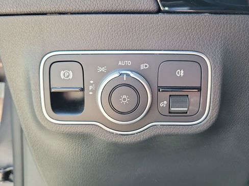 Used 2023 Mercedes-Benz GLA 250 4MATIC w/ AMG Line Exterior image 22