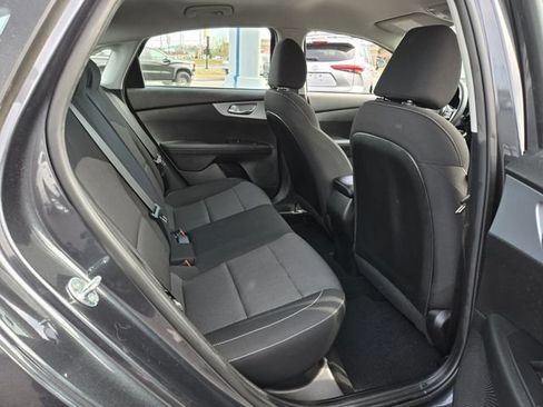 Used 2023 Kia Forte LXS FWD image 17