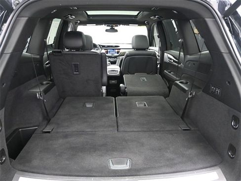 Used 2023 Cadillac XT6 Premium Luxury image 25
