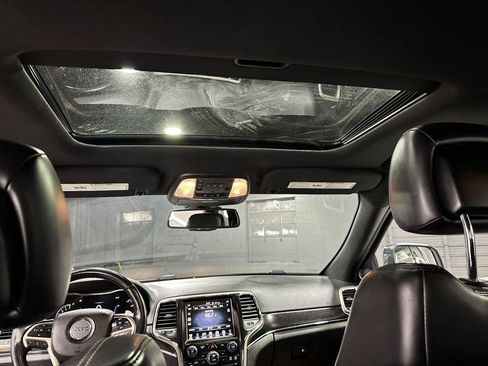 Used 2015 Jeep Grand Cherokee Limited AWD/4WD image 29