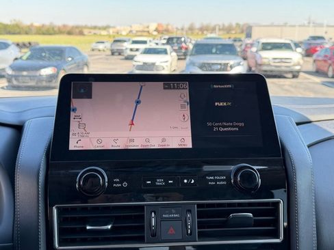 Used 2024 INFINITI QX80 Luxe image 26