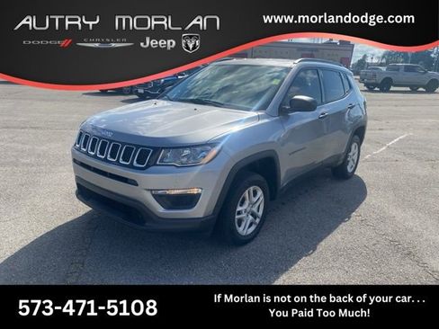 Used 2018 Jeep Compass Sport image 1