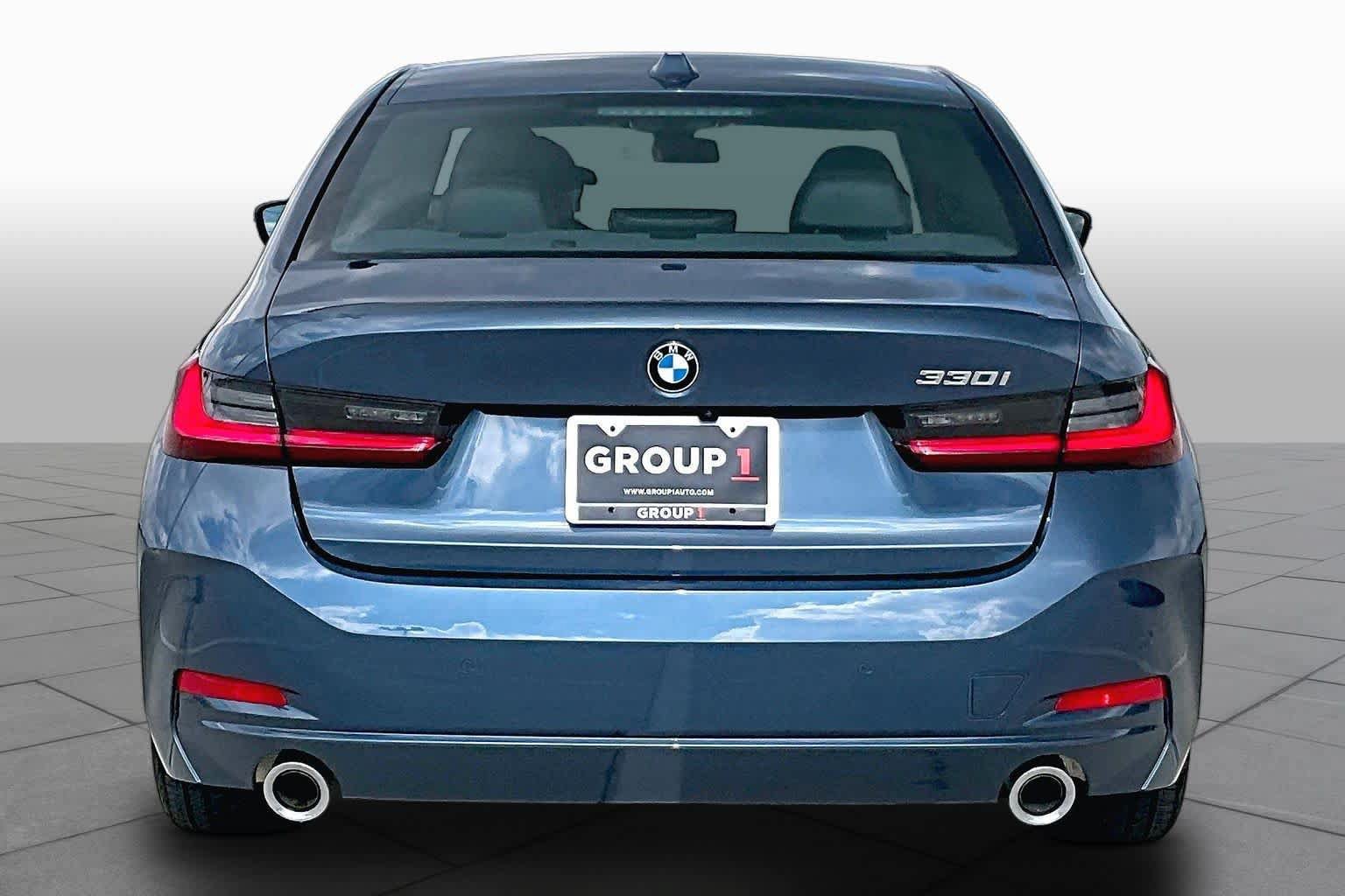 Used 2026 BMW 330i Sedan RWD image 4