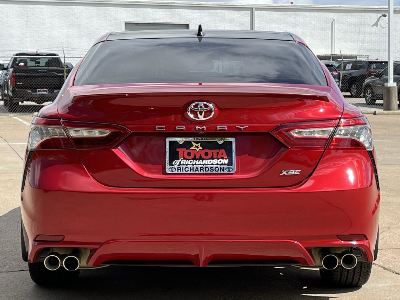 Used 2019 Toyota Camry XSE FWD image 5