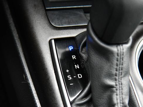 Used 2024 Toyota Camry LE image 24