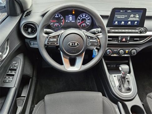 Used 2021 Kia Forte LXS image 12