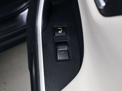 Used 2023 Toyota RAV4 Limited AWD/4WD image 18