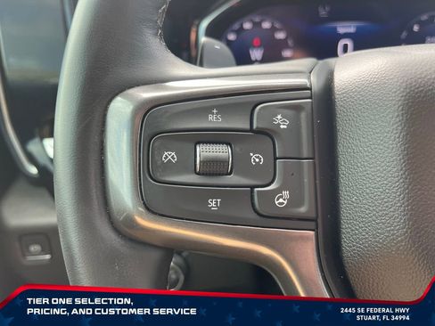 Used 2024 Chevrolet Silverado 1500 High Country w/ High Country Premium Package AWD/4WD image 18