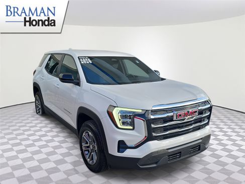 Used 2026 GMC Terrain Elevation image 2