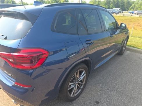 Used 2021 BMW X3 xDrive30i w/ M Sport Package AWD/4WD image 3