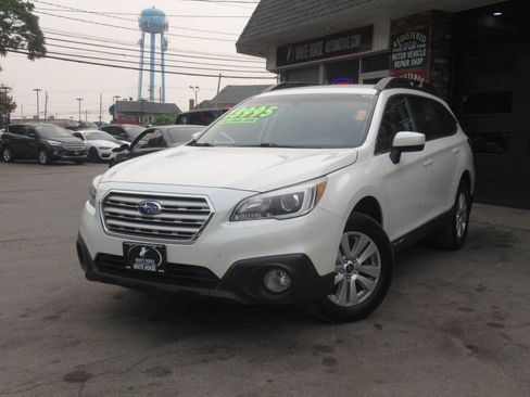 Used 2017 Subaru Outback 2.5i Premium AWD/4WD image 26