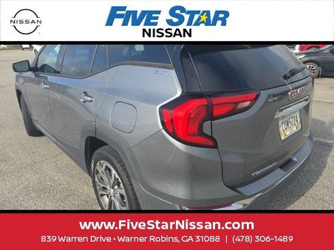 Used 2018 GMC Terrain SLT w/ Preferred Package FWD image 8
