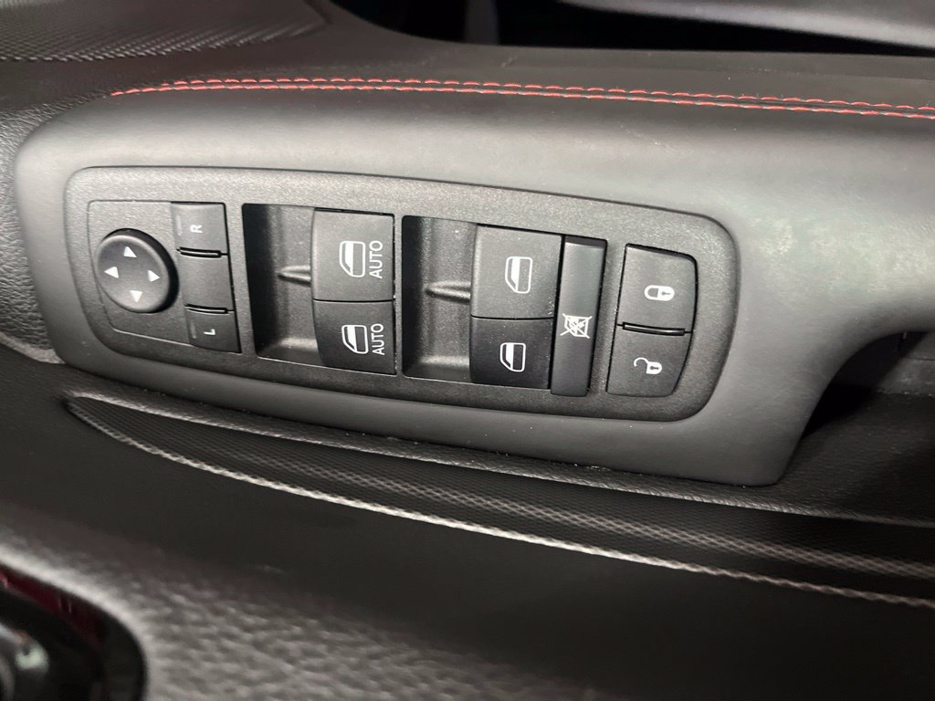 Used 2025 Dodge Durango R/T AWD/4WD image 21