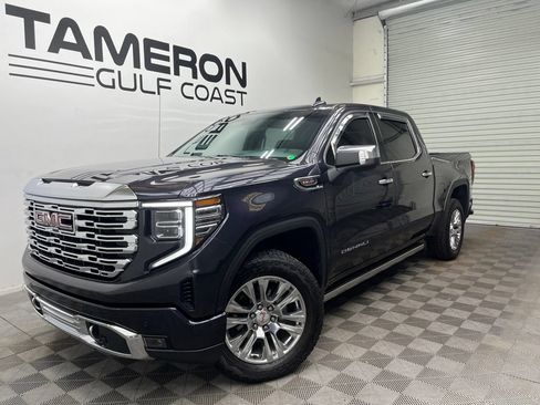 Used 2022 GMC Sierra 1500 Denali AWD/4WD image 1