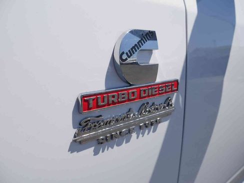 Used 2023 RAM 3500 Tradesman w/ Chrome Appearance Group AWD/4WD image 16