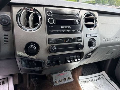 Used 2013 Ford F350 XLT w/ XLT Interior Pkg AWD/4WD image 18