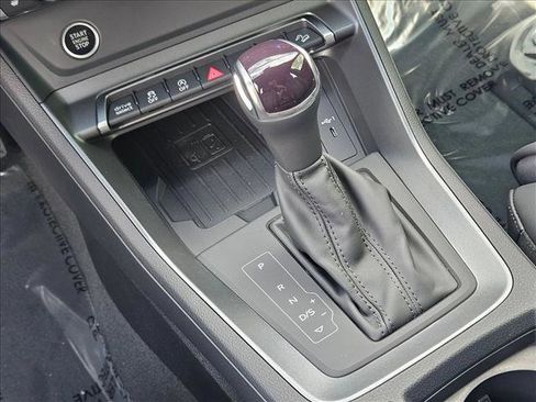New 2025 Audi Q3 2.0T Premium image 12