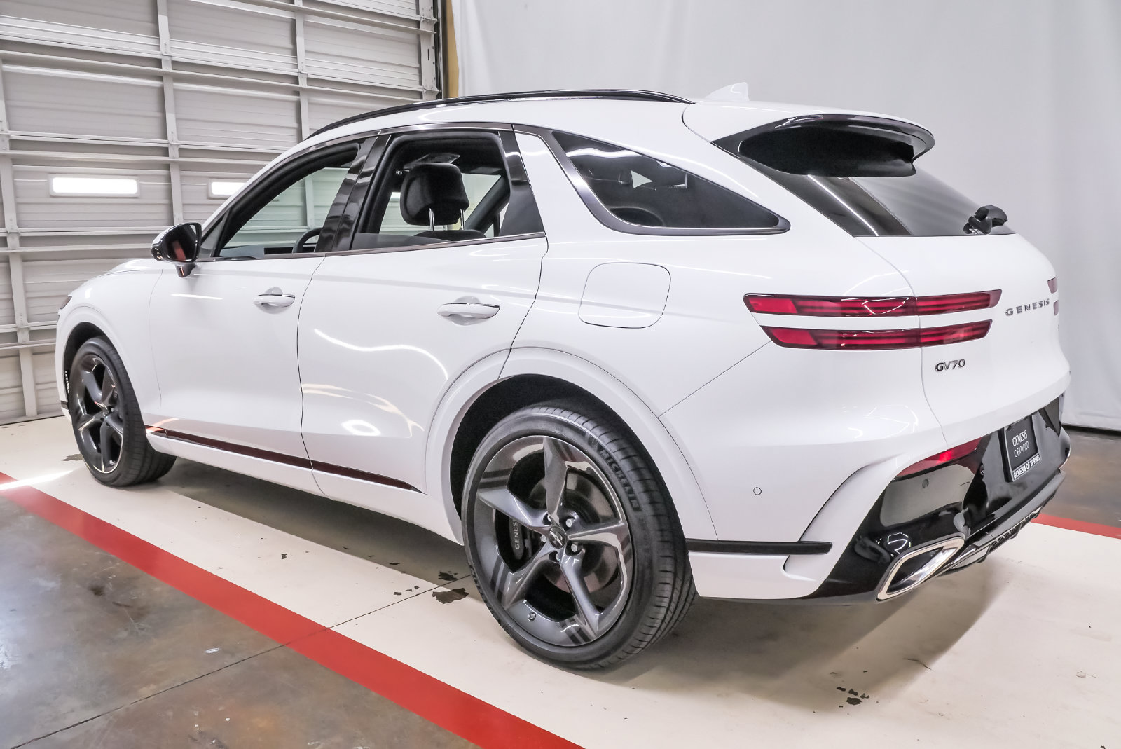 Certified 2026 Genesis GV70 2.5T Sport Prestige AWD/4WD image 8