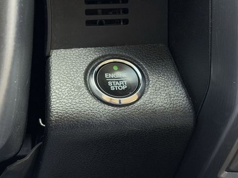 Used 2021 Ford Expedition Platinum AWD/4WD image 18