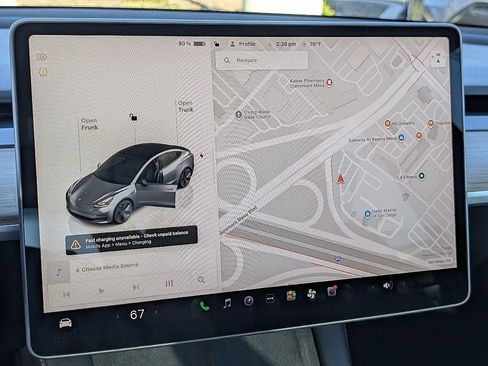 Used 2023 Tesla Model 3 Standard Range image 29