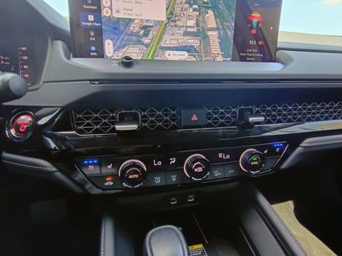 Used 2024 Honda Accord Touring image 19