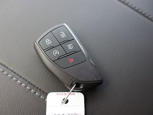 Used 2025 Chevrolet Tahoe LS image 18