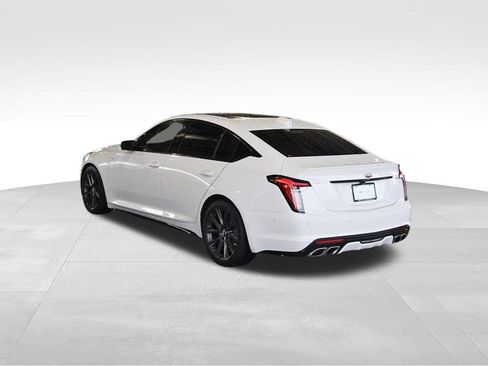 Used 2026 Cadillac CT5 V w/ Technology Package RWD image 3