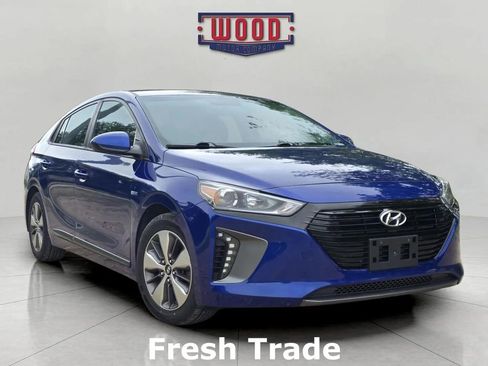Used 2019 Hyundai Ioniq Plug-In Hybrid image 1