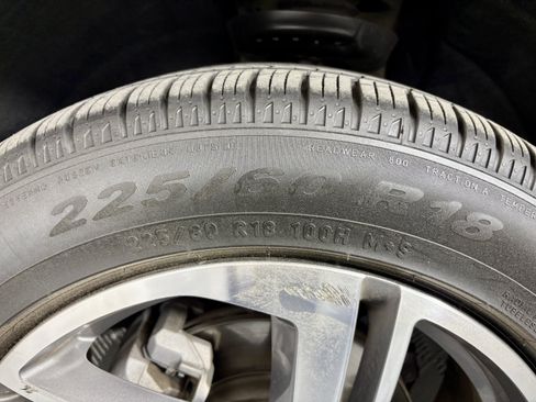 Used 2019 GMC Terrain SLT w/ Preferred Package image 10