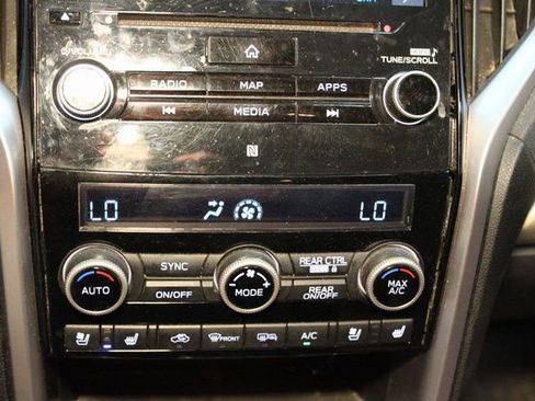 Used 2019 Subaru Ascent Touring image 27