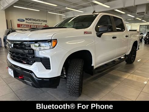 Used 2024 Chevrolet Silverado 1500 LT Trail Boss w/ Convenience Package II AWD/4WD image 20