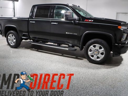 Used 2022 Chevrolet Silverado 2500 LTZ w/ Z71 Chrome Sport Edition AWD/4WD image 6