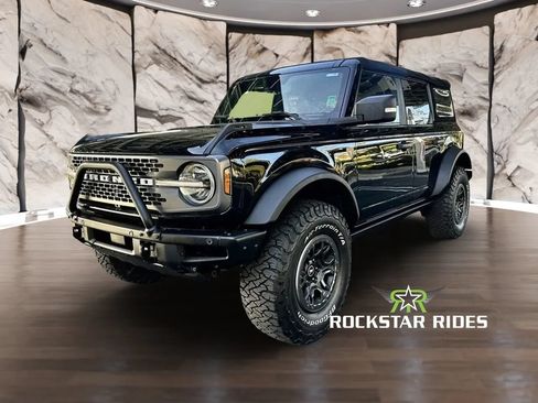 Used 2022 Ford Bronco Badlands w/ Sasquatch Package AWD/4WD image 19
