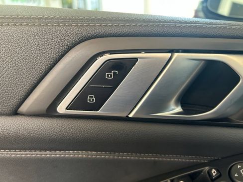 Used 2020 BMW X5 sDrive40i w/ Luxury Seating Package RWD image 49