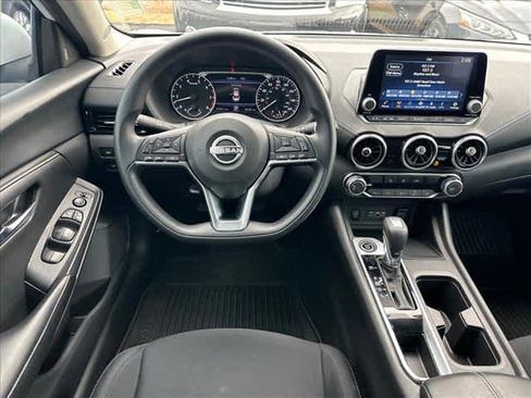 Used 2024 Nissan Sentra SV image 10