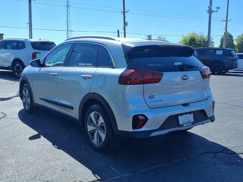 Used 2021 Kia Niro LX FWD image 2