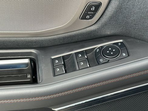 Used 2025 Ford Expedition Active AWD/4WD image 13