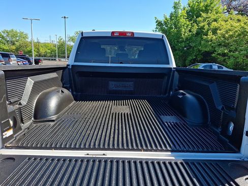 Used 2024 RAM 1500 Classic SLT AWD/4WD image 28