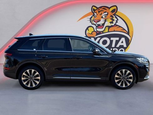 Used 2020 Lincoln Corsair Reserve w/ Equipment Group 201A image 4