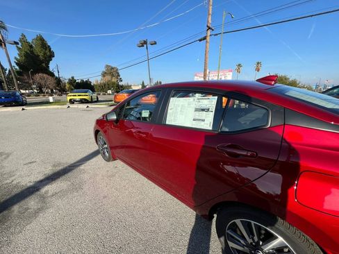 New 2025 Nissan Versa SV w/ Trunk Package image 38