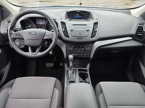 Used 2017 Ford Escape SE FWD image 4