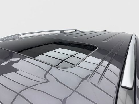 Used 2022 INFINITI QX80 Luxe w/ Cargo Package image 13