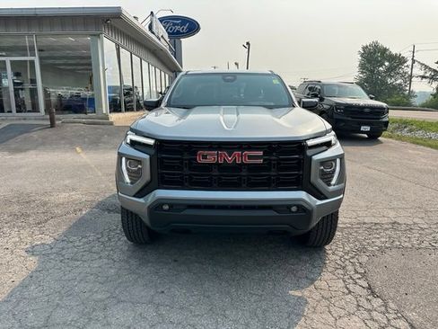 Used 2025 GMC Canyon Elevation w/ Convenience Package RWD image 9