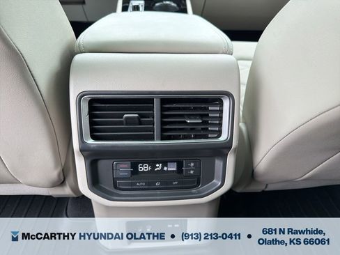 Used 2024 Volkswagen Atlas SE w/ Panoramic Sunroof Package AWD/4WD image 25