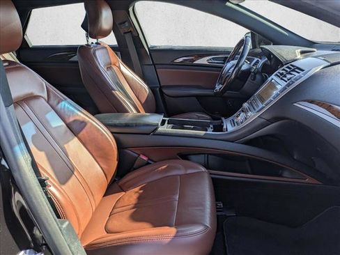 Used 2019 Lincoln MKZ Reserve image 21