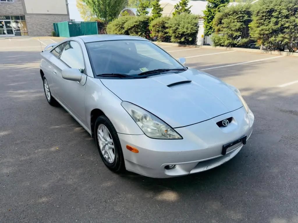 Used 2000 Toyota Celica GT FWD image 7