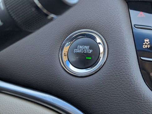 Used 2016 Cadillac XTS Premium image 17