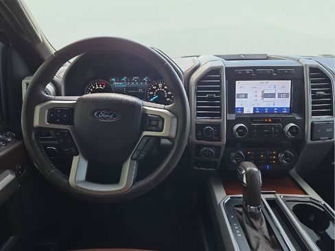 Used 2020 Ford F150 King Ranch w/ Equipment Group 601A Luxury AWD/4WD image 17