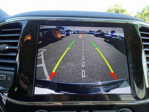 Used 2019 Jeep Grand Cherokee Limited image 25