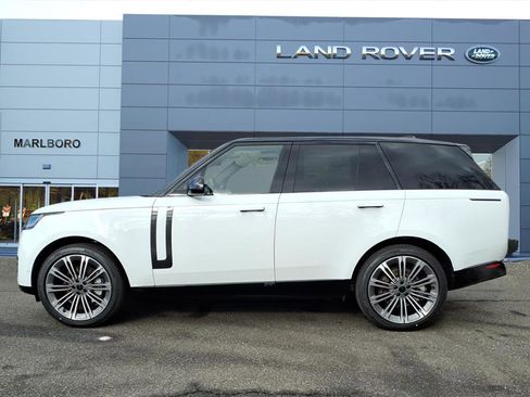 New 2026 Land Rover Range Rover SE image 6